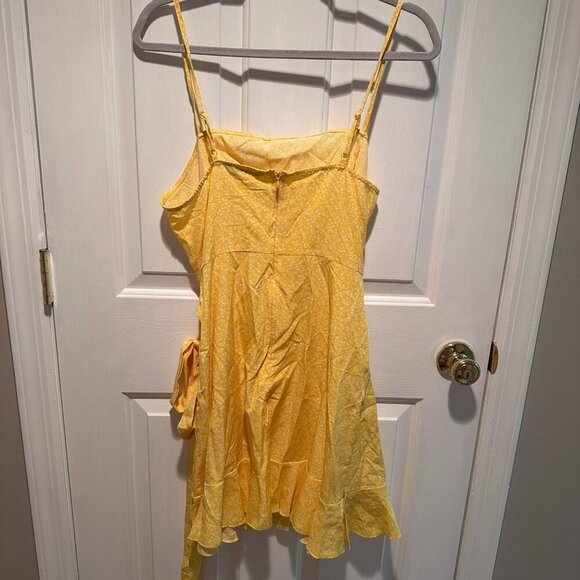 Yellow Floral Wrap Dress - Size Large - Picture 4 of 5